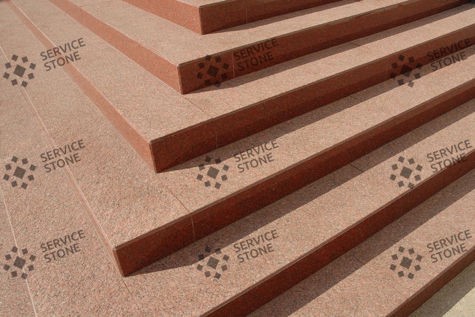 облицовка гранитом ступеней